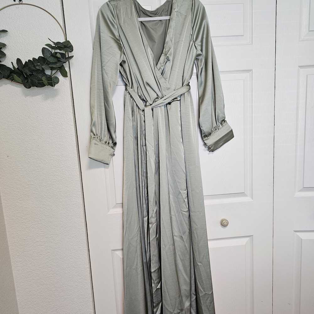 Elegant Gray Maxi Dress